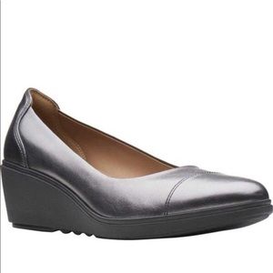 Un Tallera Dee Clark’s Wedges